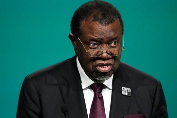 Namibya Cumhurbaşkanı hayatını kaybetti