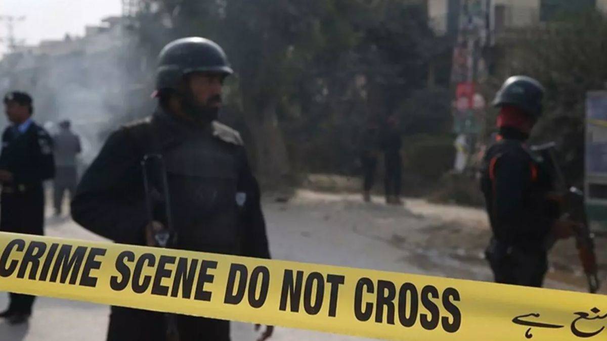 Pakistan'da karakola saldırı düzenlendi: 10 polis öldü