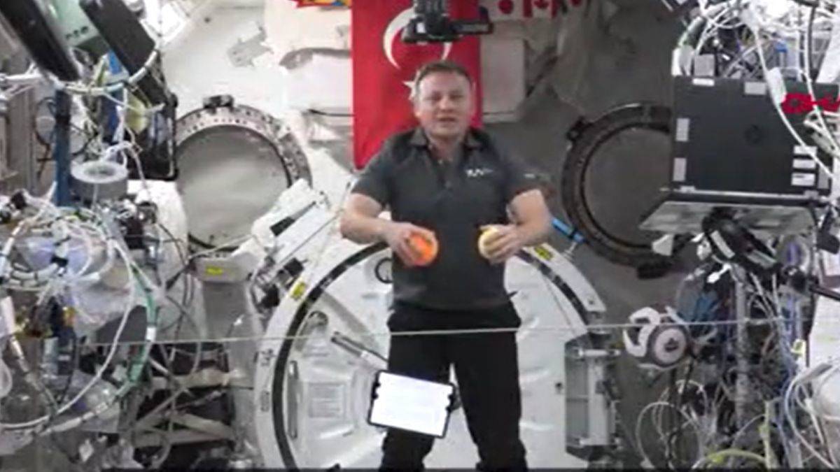 Gezeravcı'dan mikro yer çekimli video