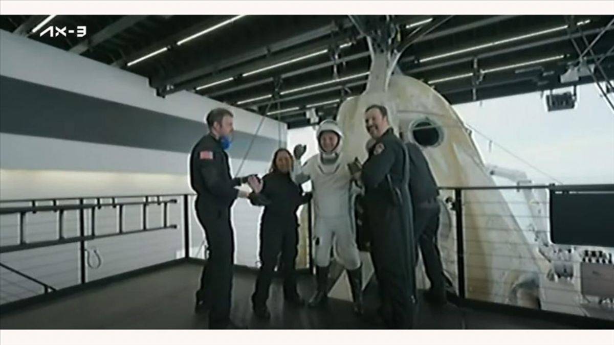 Türkiye'nin ilk astronotu Gezeravcı'nın Dünya'ya iniş yaptığı anlar