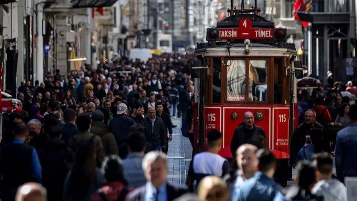 TÜİK verilerine göre Türkiye'nin nüfusu hızla yaşlanıyor