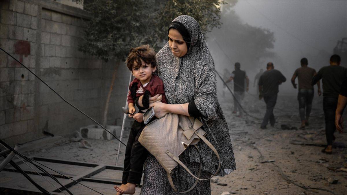 İsrail Refah'ı bombalıyor! Onlarca kişi öldürüldü