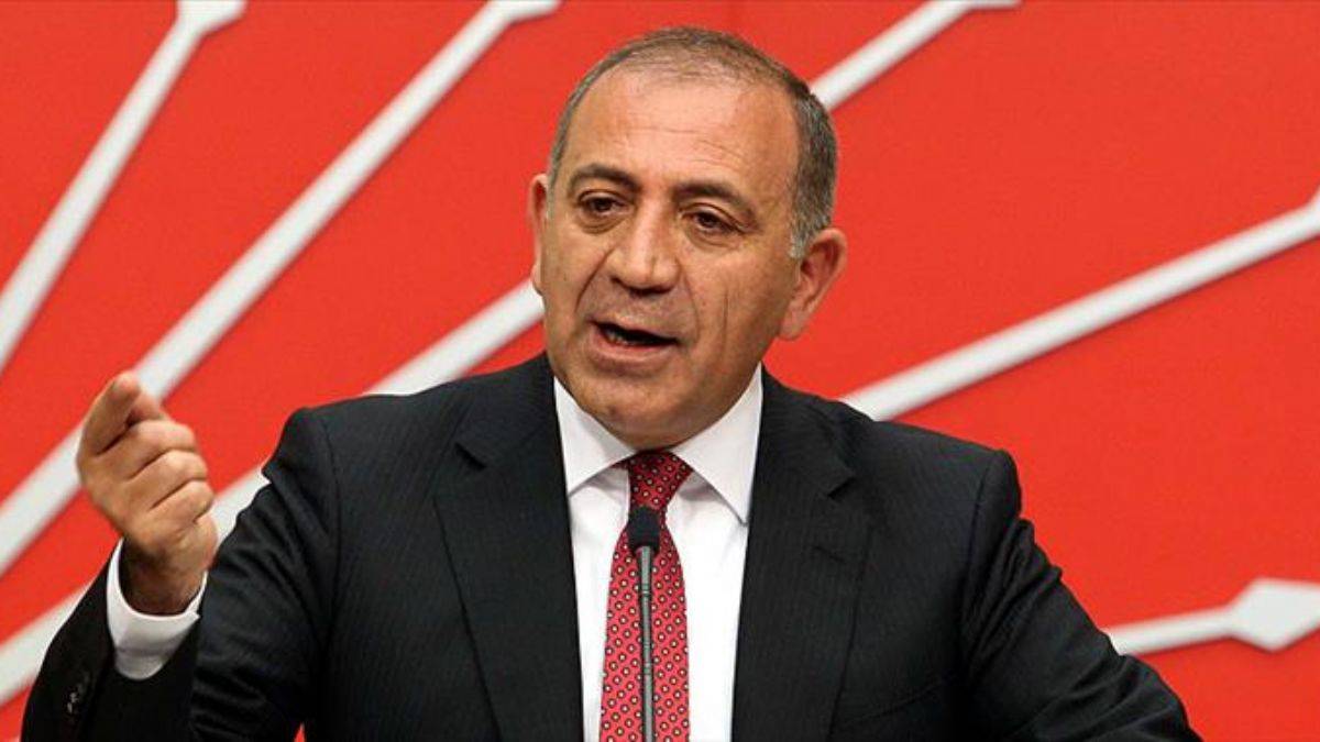 Gürsel Tekin CHP'den istifa etti