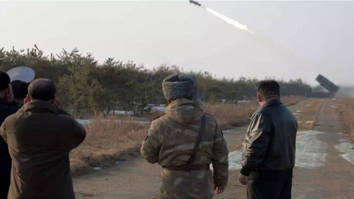 Kuzey Kore lideri ülkesinin egemenliğinin fiilen de savunacağını bildirdi