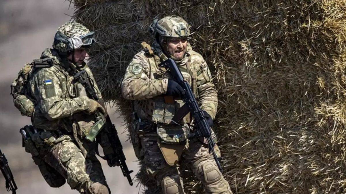 Ukrayna: Birliklerimizi Avdiyivka kentinden çekme kararı aldık