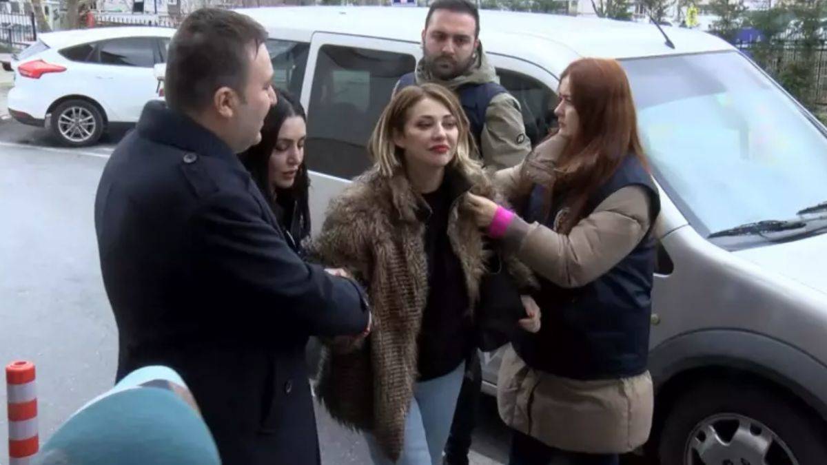 Avukat Feyza Altun gözaltına alındı