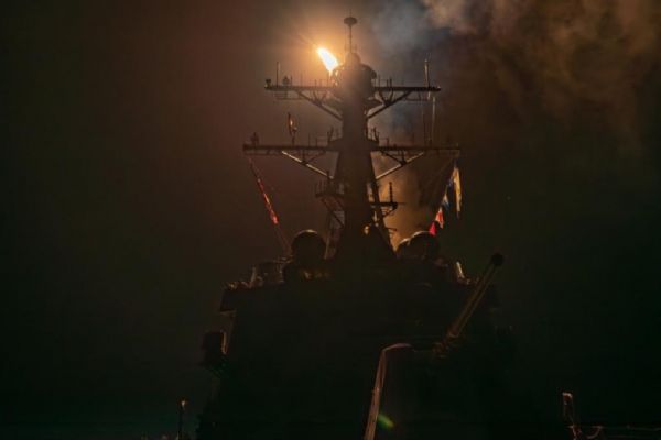 Husiler: ABD ve İngiltere'nin saldırılarında 1 sivil öldü, 6'sı yaralandı