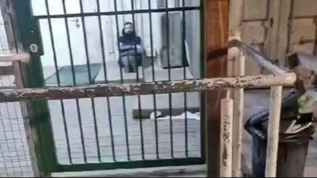 İsrail'in Filistinlileri kafeslerde tuttuğu ortaya çıktı