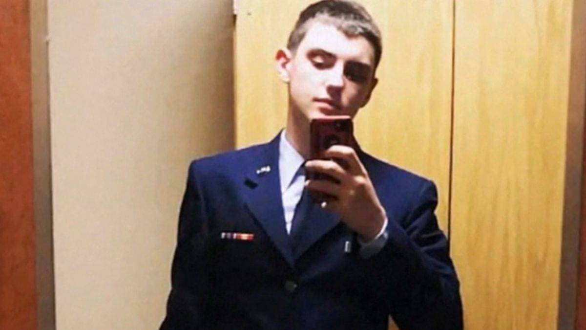 Pentagon belgelerini sızdıran asker savcılıkla anlaştı