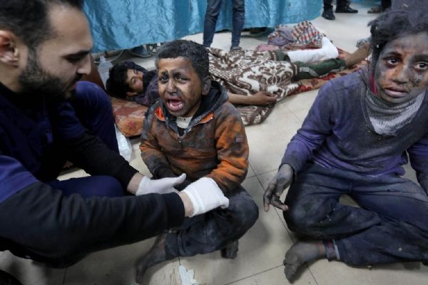 Soykırımcı İsrail Gazze'ye bomba yağdırdı! Çok sayıda Filistinli hayatını kaybetti