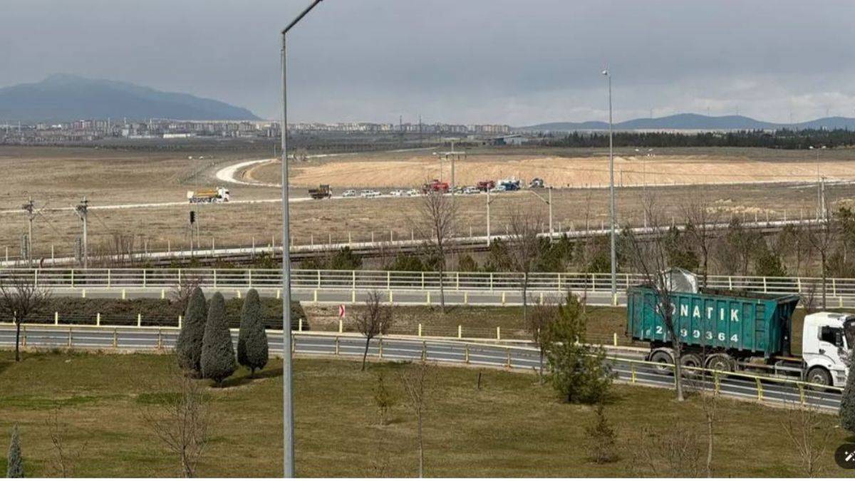 Konya'da askeri eğitim uçağı düştü... Bir personel şehit oldu