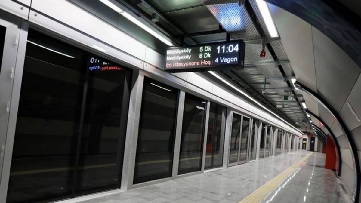 Mecidiyeköy metro durağında intihar eden genç | Mecidiyeköy metro durağı çalışıyor mu?