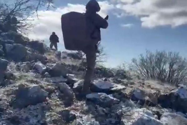 Diyarbakır'da bölücü terör örgütüne operasyon!