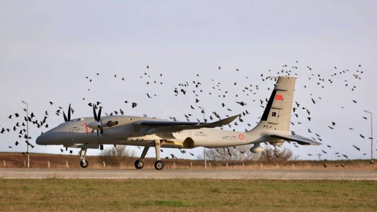 Bayraktar AKINCI'dan İHA-230 füzesiyle çifte atış