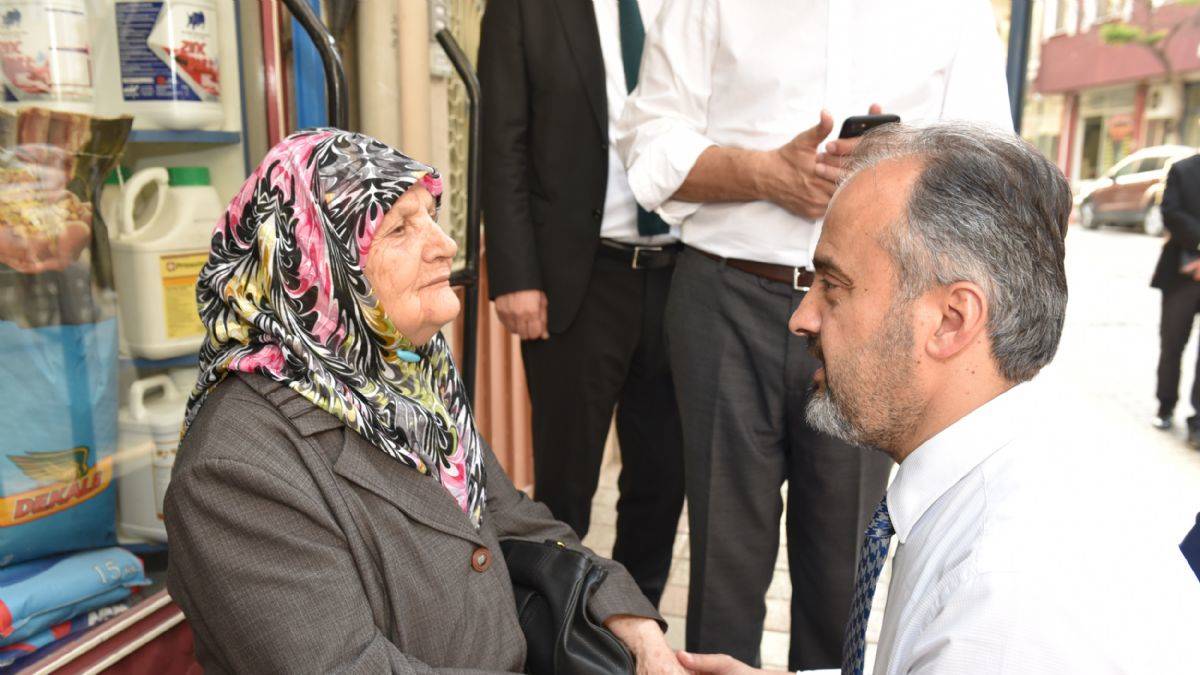 Başkan Aktaş, “Emeklilere, ulaşımda ve su faturalarında yüzde 25 indirim”