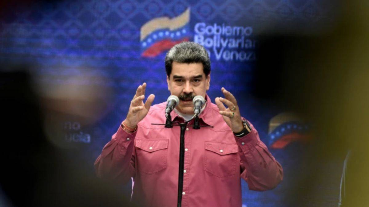 Maduro, 3. kez devlet başkanı adayı oldu
