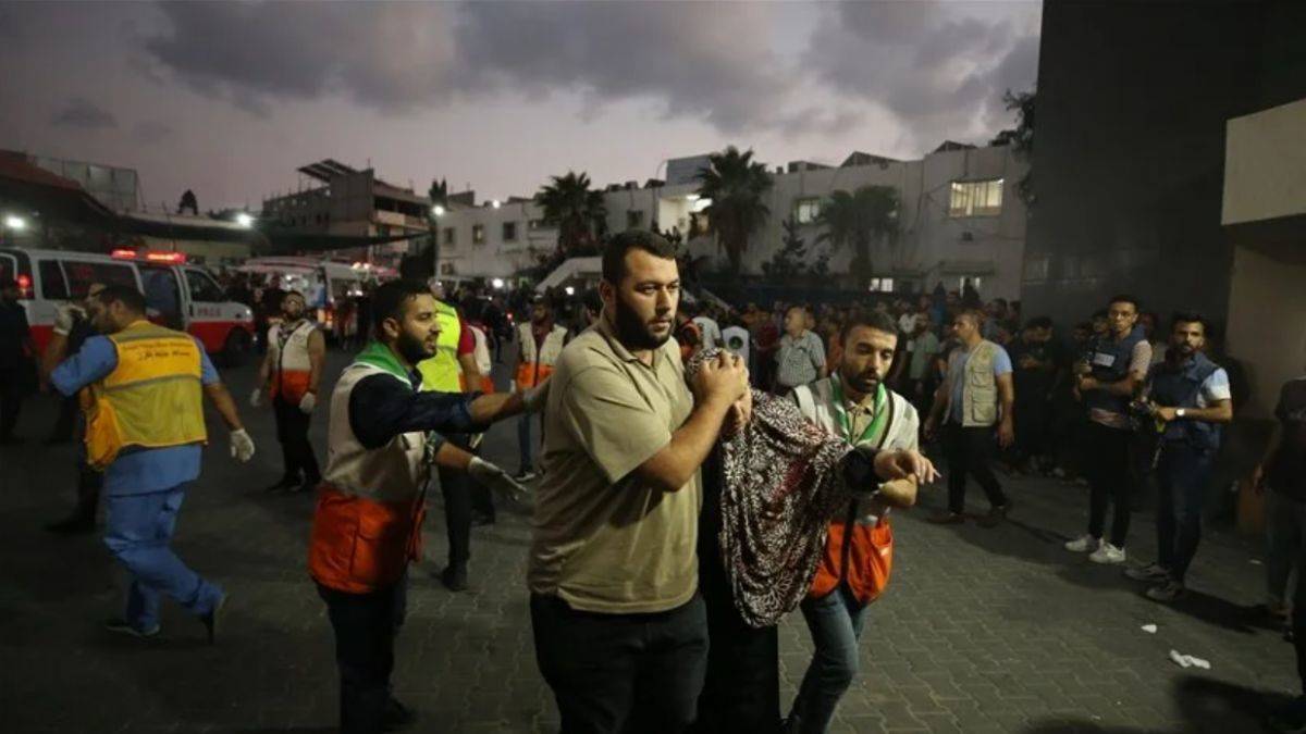 İsrail Gazze'de bir evi vurdu, aynı aileden 30 kişi öldü