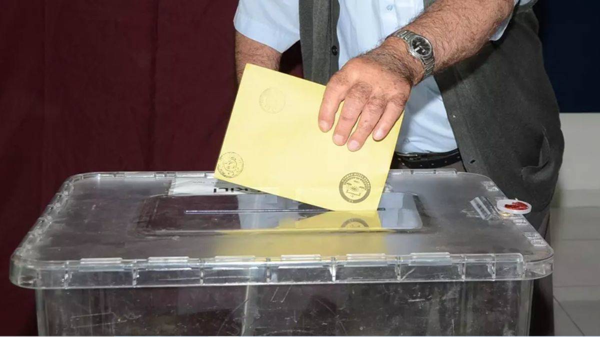 Yerel seçimlerde en genç aday 18, en yaşlı aday 90 yaşında