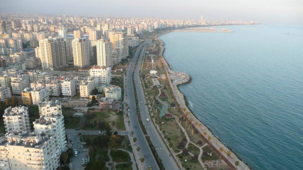 Mersin Büyükşehir hangi partide? Mersin Büyükşehir Belediye başkanı kimdir? CHP MHP DEM Parti Mersin Belediye başkan adayları