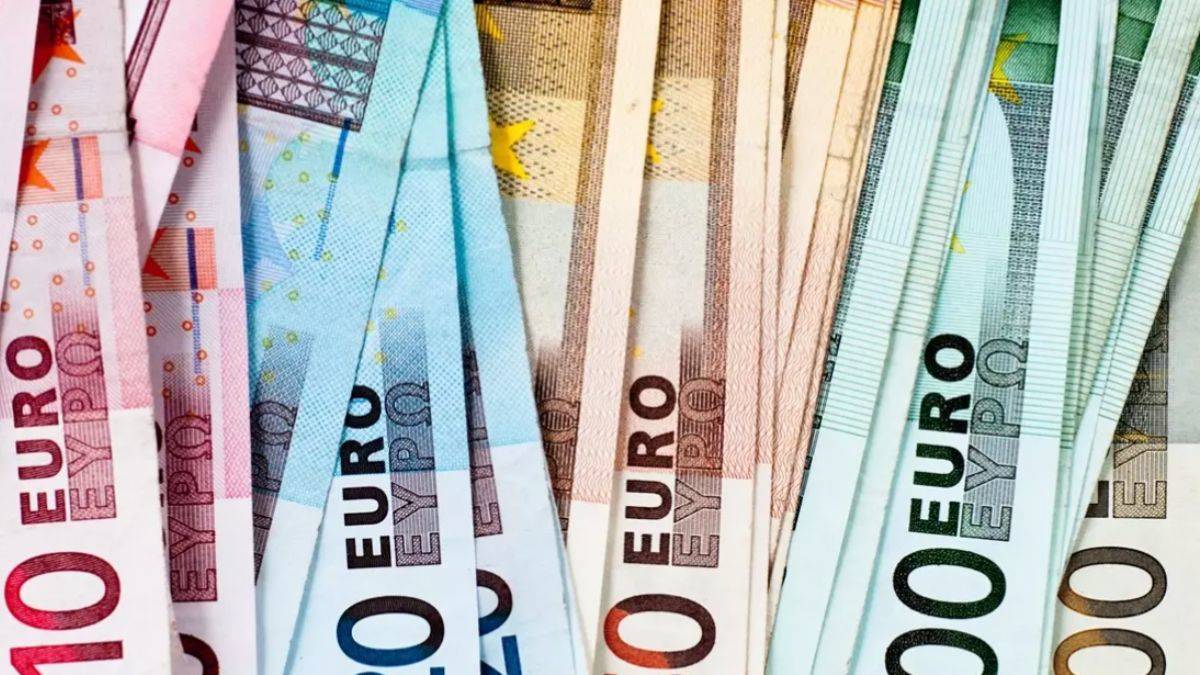 Telekom'un Çinli iki banka ile kredi anlaşması