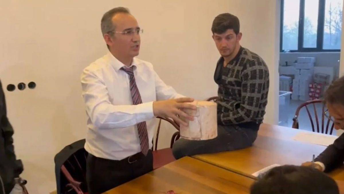 O ilde kazanan adayı kurayla belirlediler