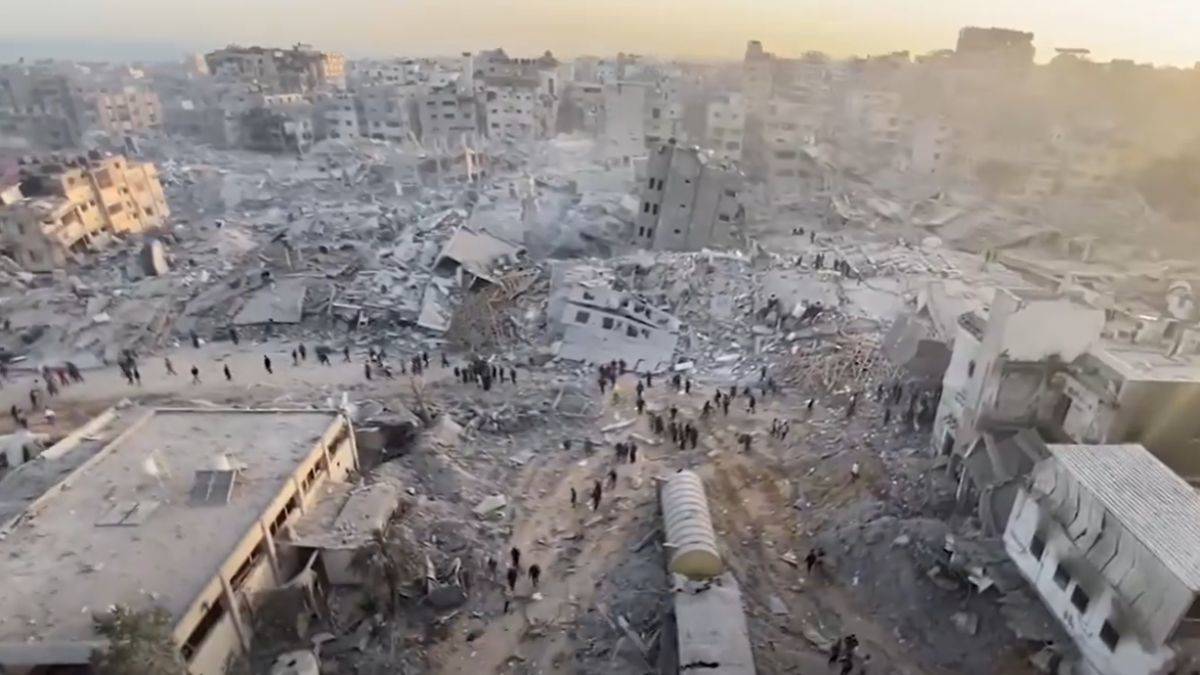 İsrail, Gazze'nin en büyük hastanesini yok etti