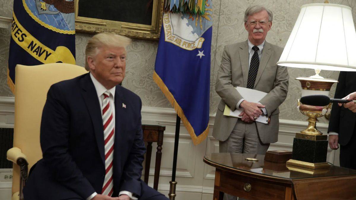 Eski danışmanı: Trump'ın diktatör olacak beyni yok