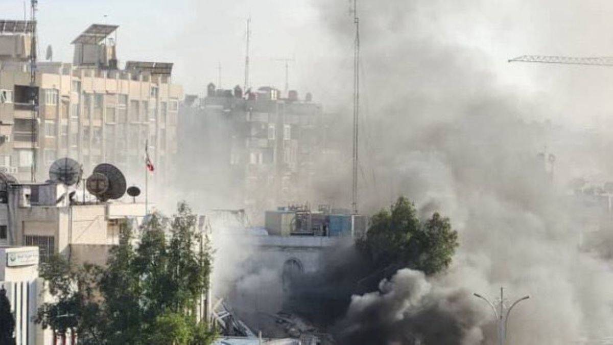 İsrail'in Şam'a saldırısında İranlı general öldü