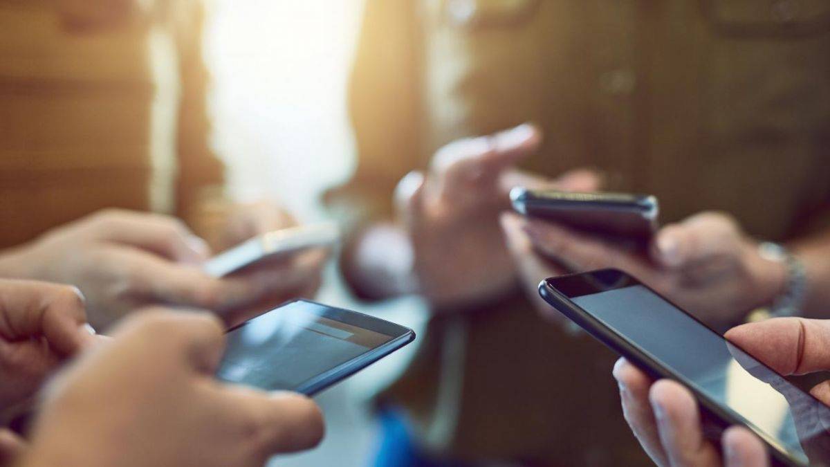 Yurt dışından getirilen cep telefonlarında yeni düzenleme