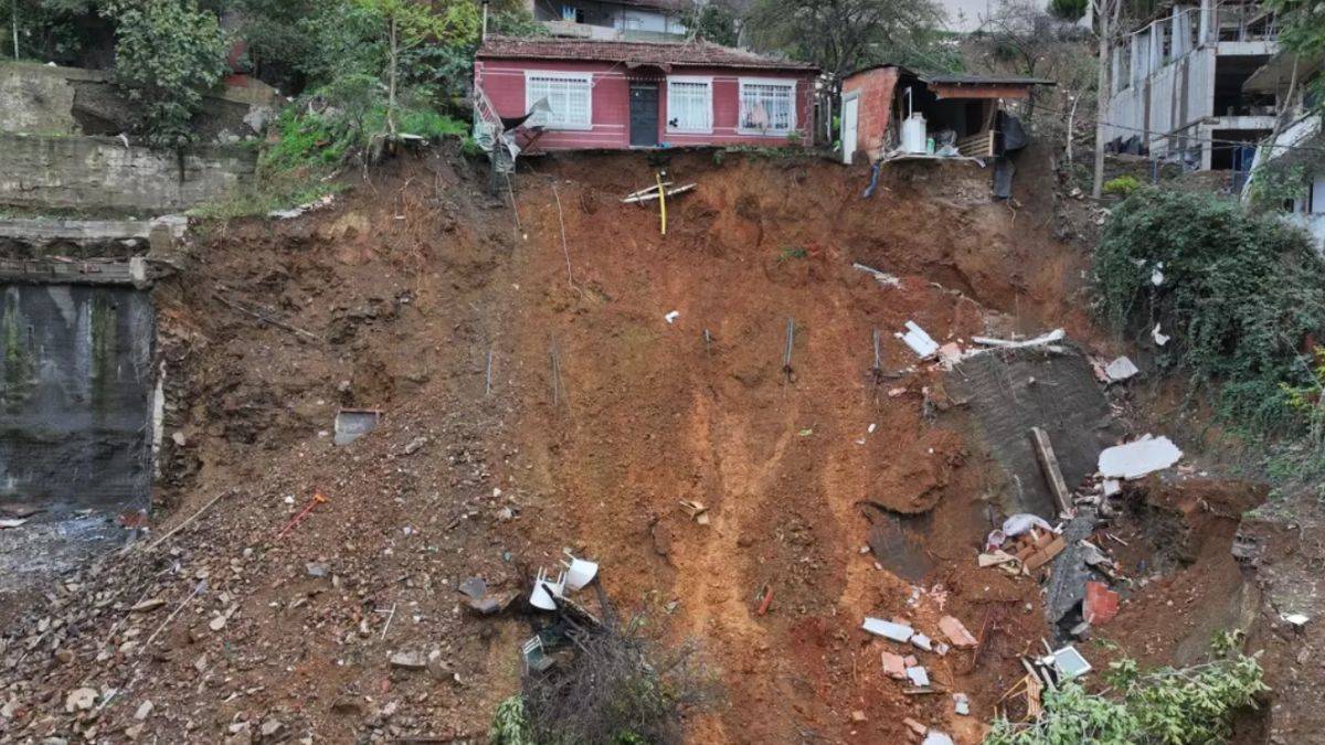 AYM'den izinsiz yapılarla ilgili karar! Anayasa'ya aykırı bulundu