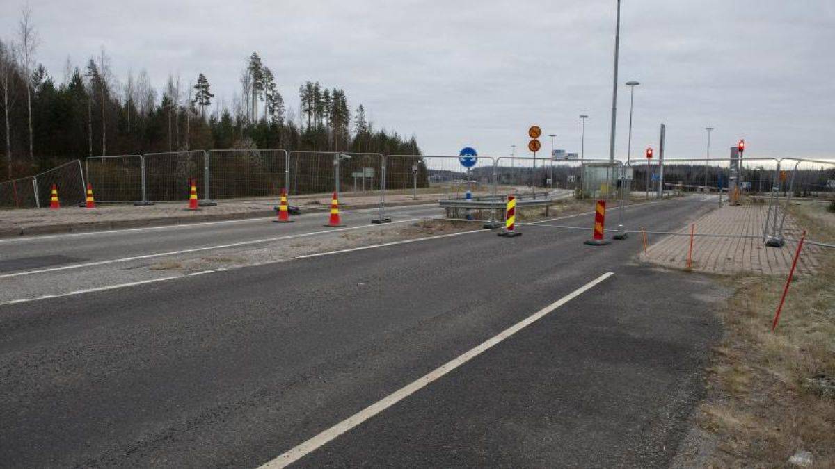 Finlandiya, Rusya sınırını süresiz kapattı