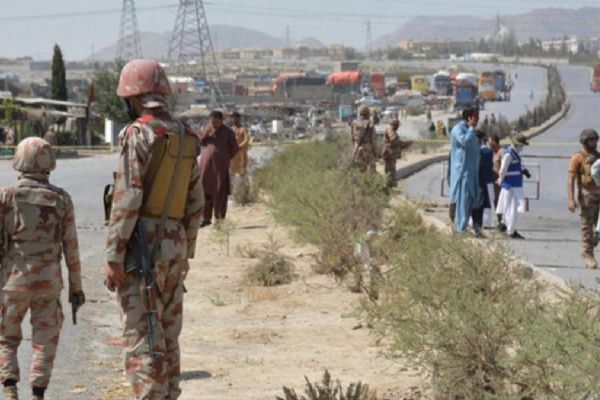 Pakistan'da çatışma! 6 ölü