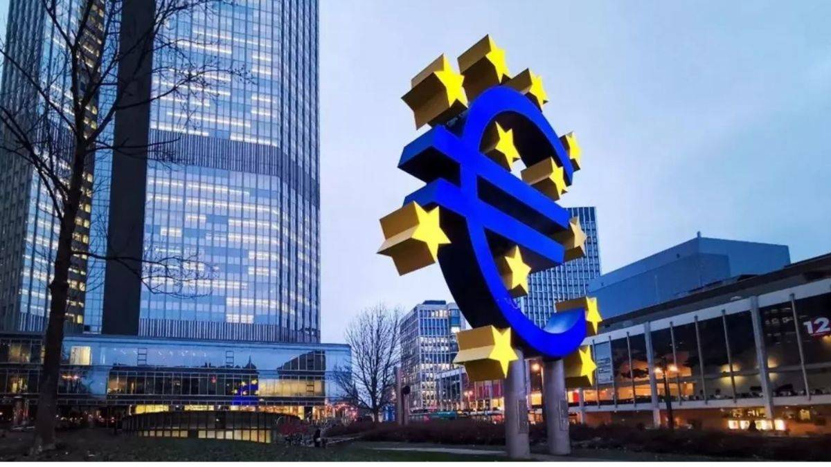 ECB 3 temel politika faizini sabit tuttu