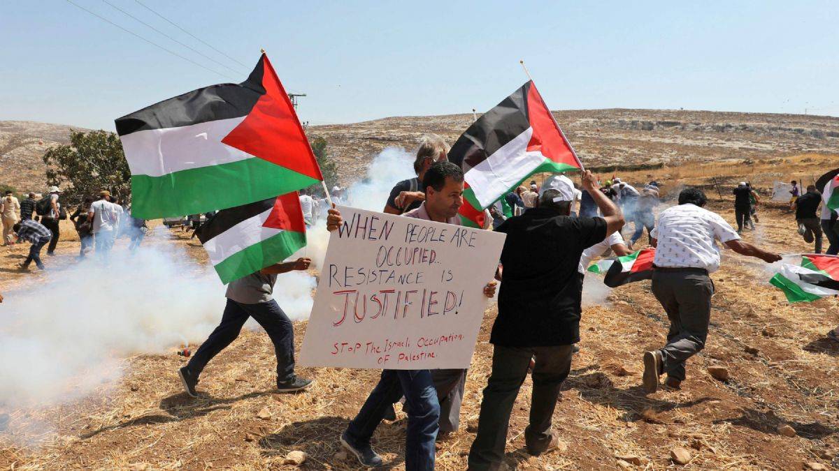 Filistinlilere 'İsrail askerleriyle çatışmaya girin' çağrısı