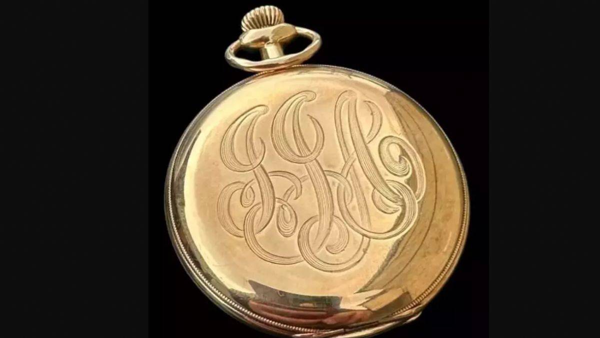 Titanik'teki en zengin adama ait altın saat satışta