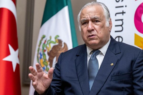 Marques: Türkiye'nin başarısı sınırları aşıp ülkemize ulaştı