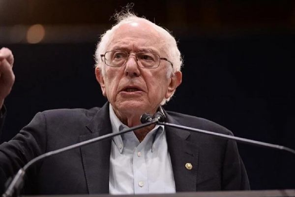 ''Ben de Yahudi'yim'' dedi ve ekledi: Netanyahu insani faciaya yol açtı