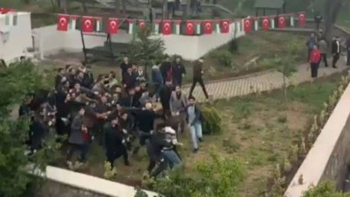 Gazi Üniversitesi’nde Filistin’e destek eylemi yapan öğrencilere ırkçı saldırı!