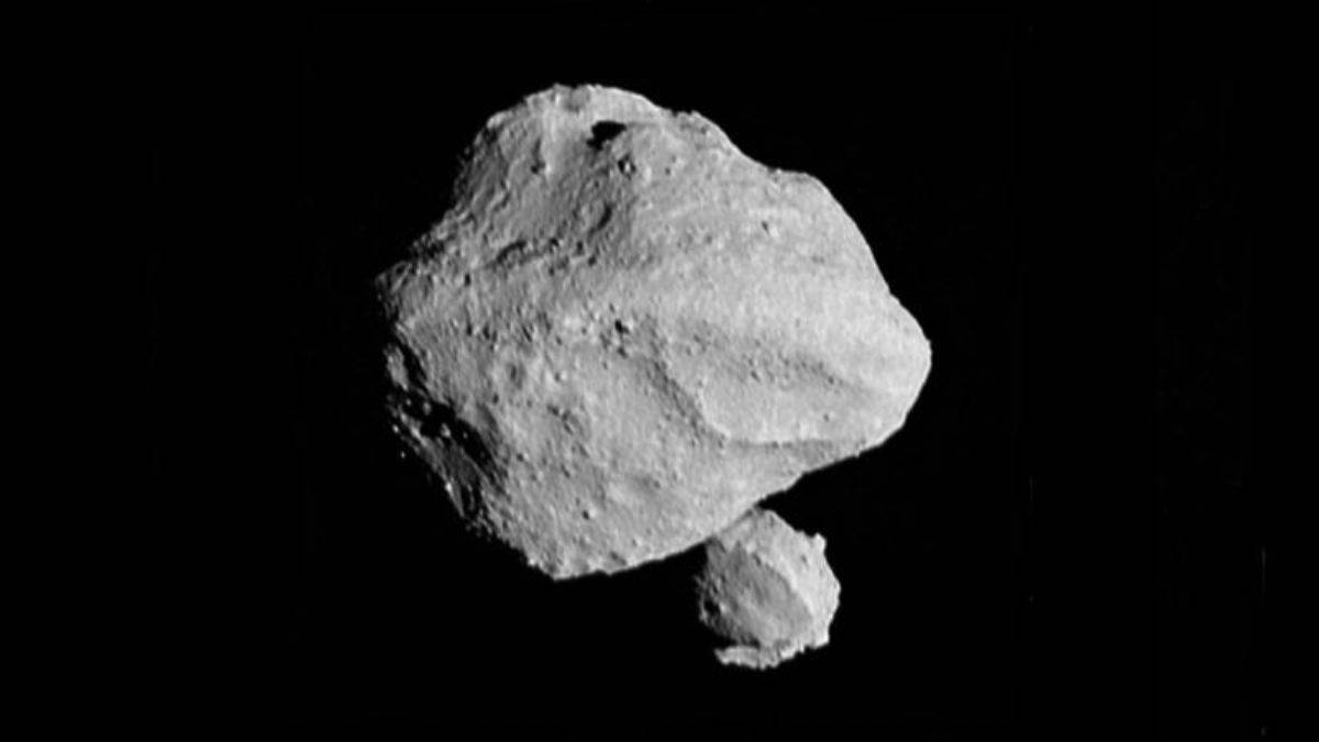 NASA'nın keşfettiği asteroit, bebek çıktı