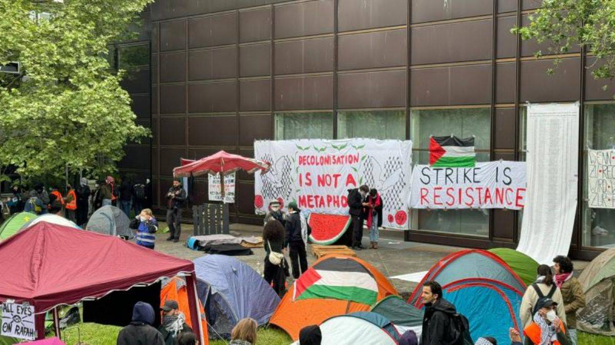 Berlin'deki üniversitede 'İsrail terör devletidir' sloganları!