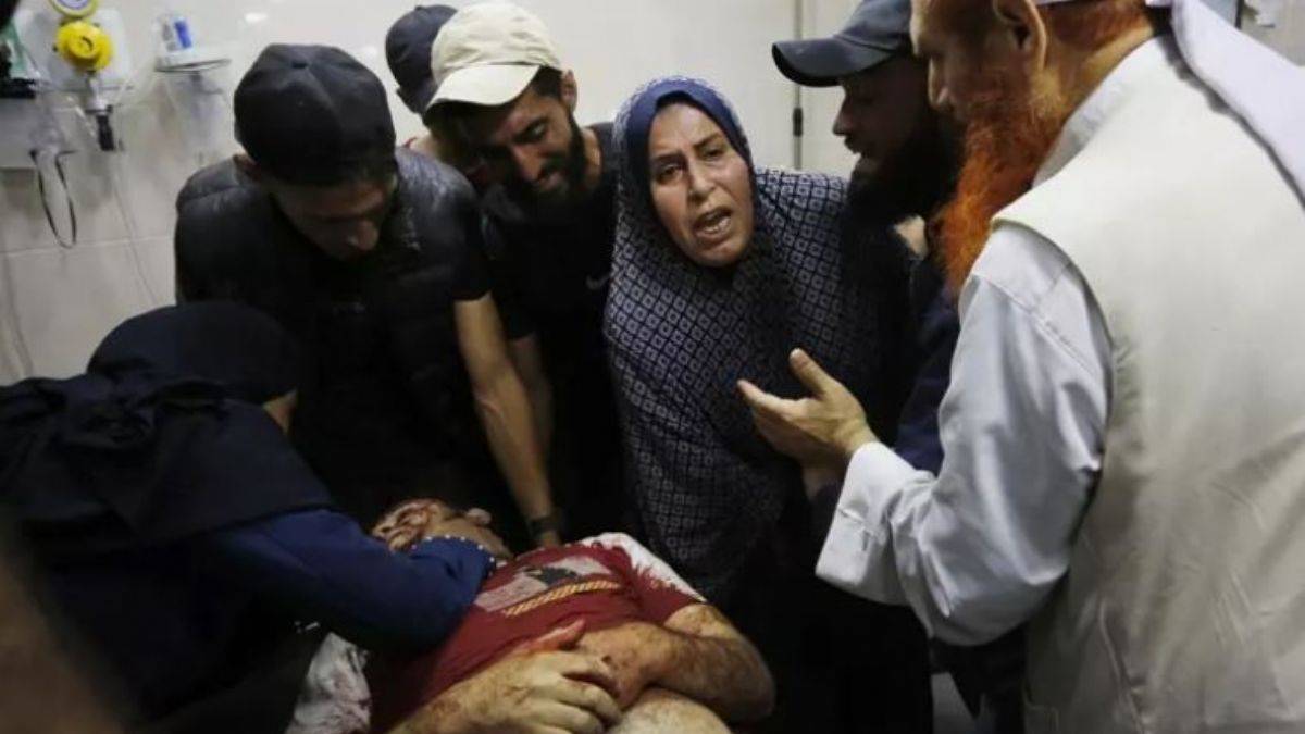 Soykırımcı İsrail ordusu, Gazze'ye bomba yağdırdı