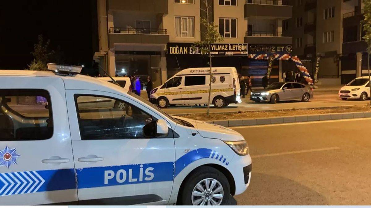 Eşini öldürdü, oğlu ve damadını yaraladı