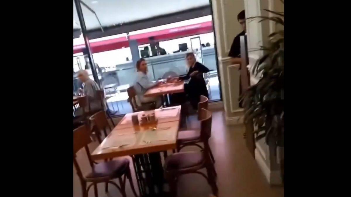 'Bir su 30 lira olur mu?'