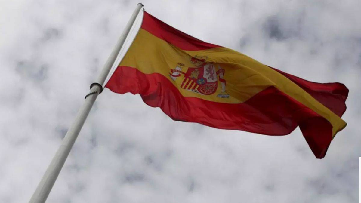 İsrail'e silah taşıyan geminin İspanya limanlarında durmasını hükümet engelledi