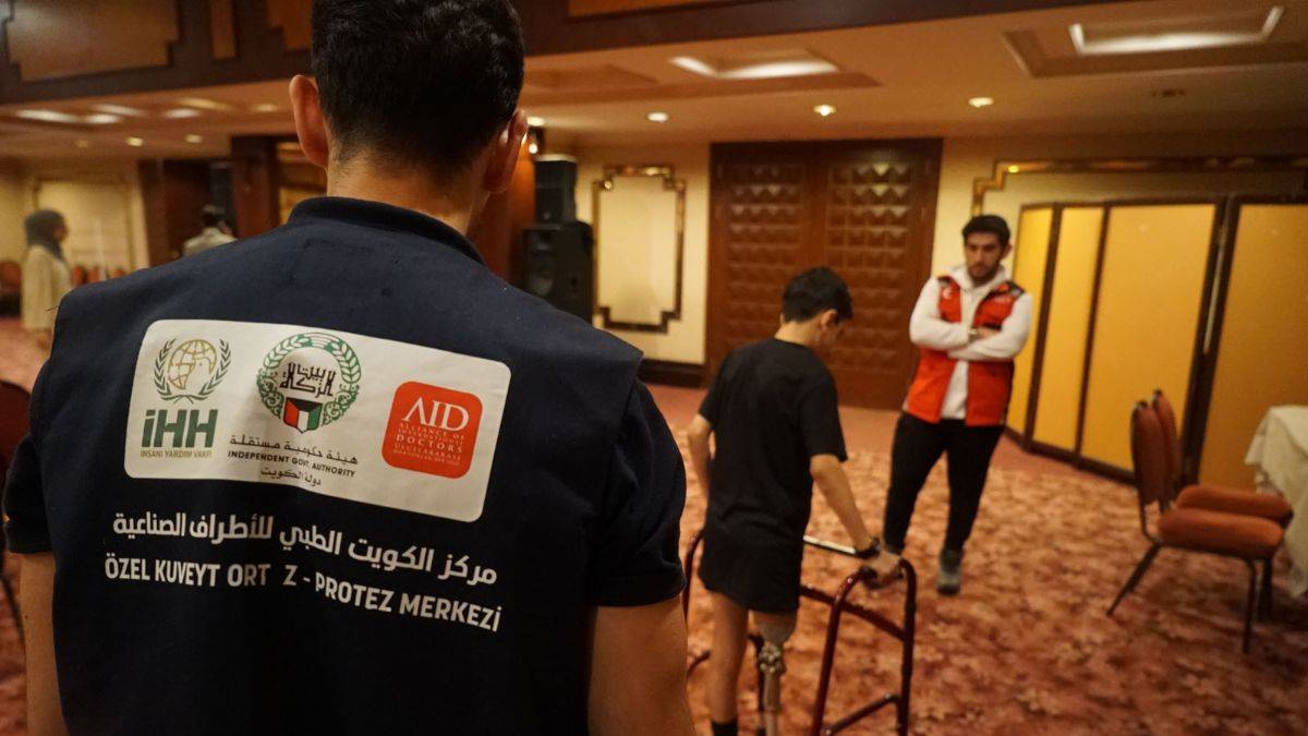 AID Uluslararası Doktorlar Derneği’nden Gazzeli yaralılara protez desteği