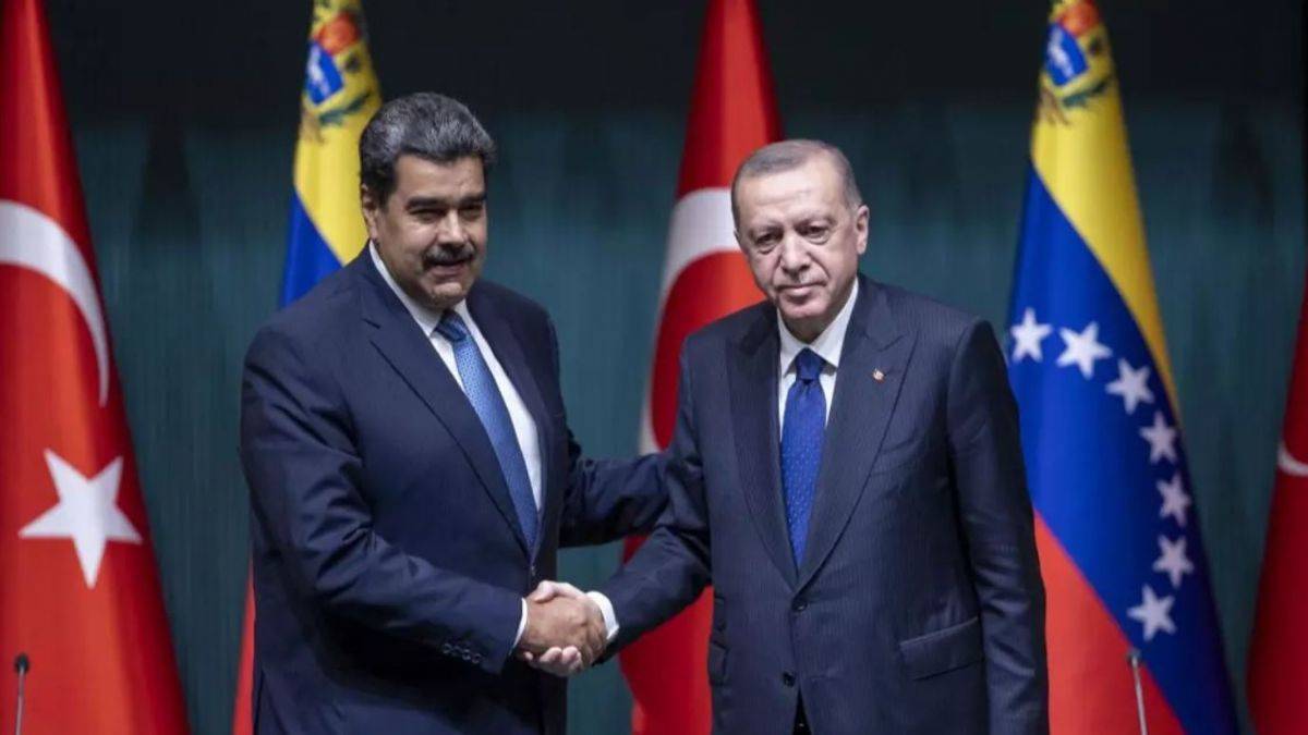 Maduro'dan Türkiye ile ticari ilişkilere vurgu: Canlı yayında 'Yatırımların Karşılıklı Teşviki ve Korunması Anlaşması'nı imzaladı