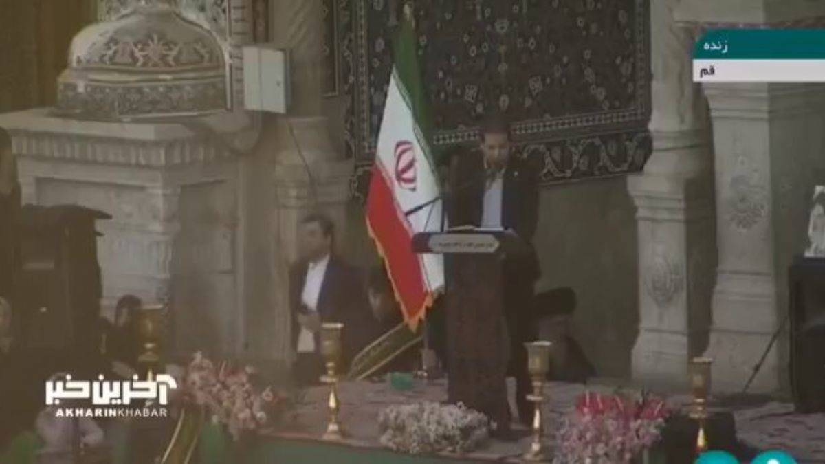 İran'da Cumhurbaşkanı Reisi için dua ediliyor