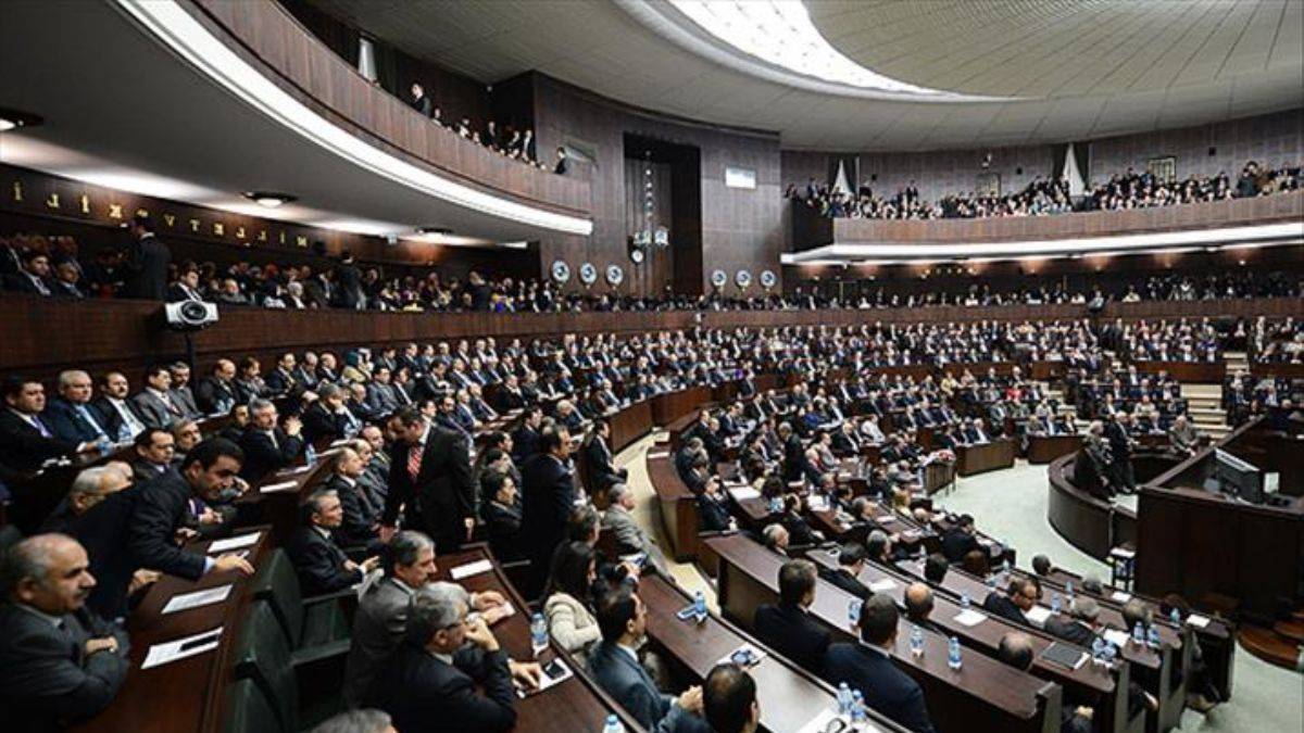 'Ölü taklidi yapan, telefonlara çıkmayan AK Partili vekiller'