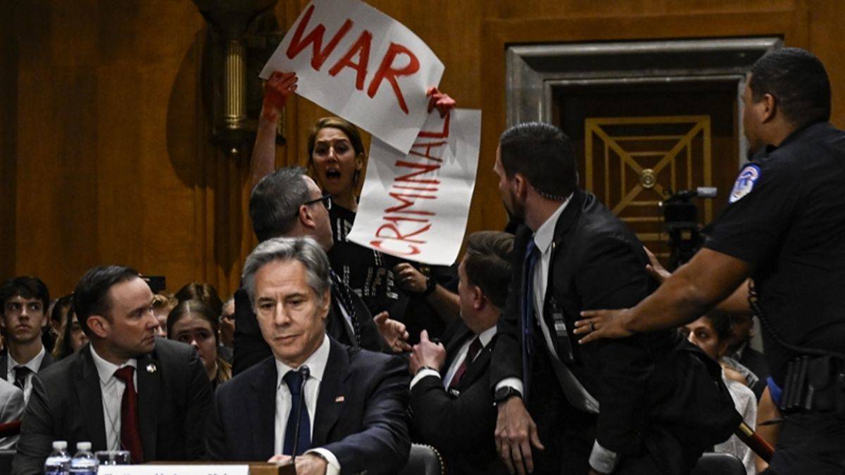 Dün gitar çalıyordu, bugün 'Gazze kasabı' damgası yedi!