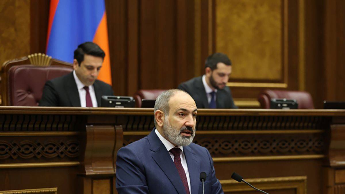 Paşinyan: 'Büyük Ermenistan hayalini bırakın'